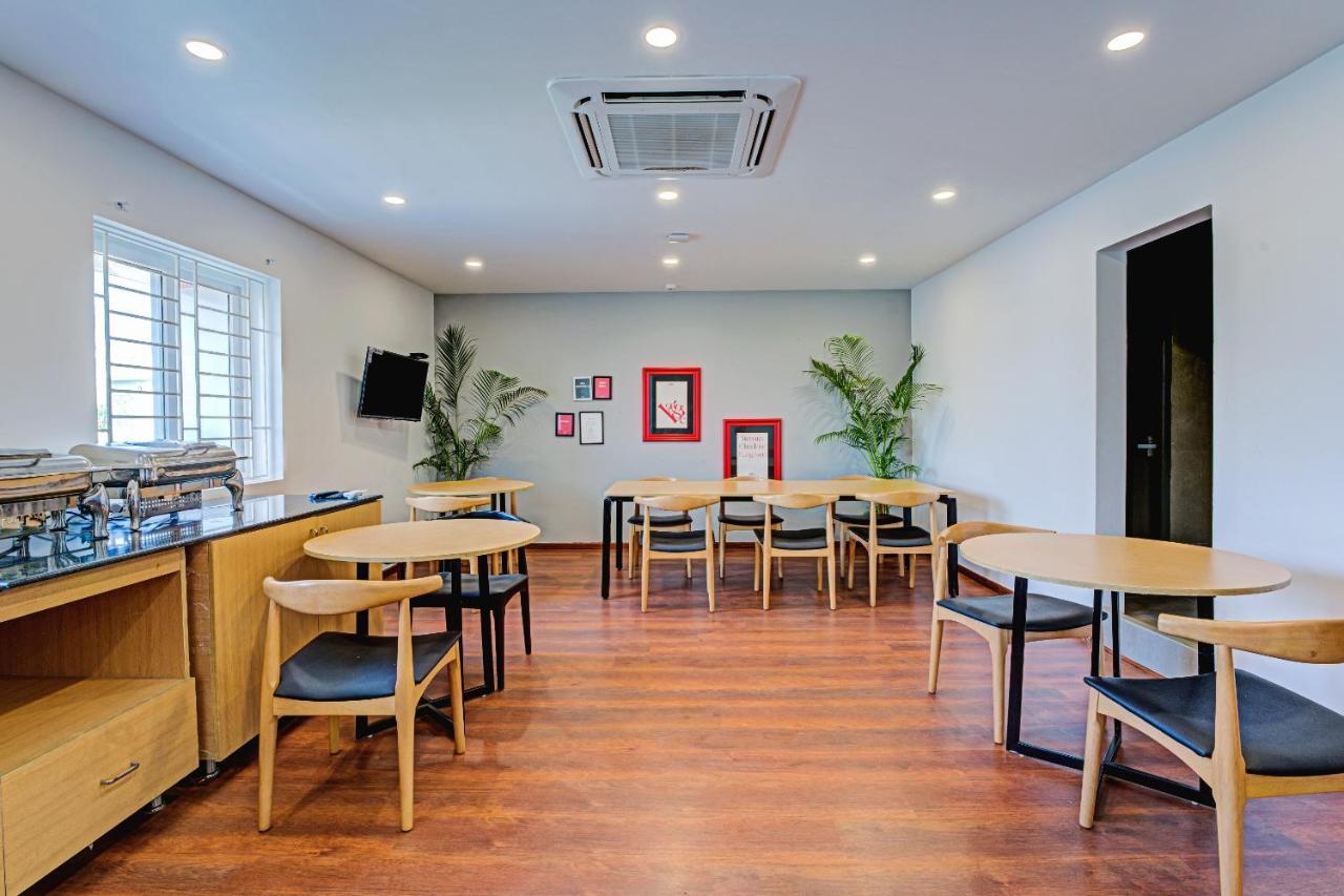 Oyo Townhouse 74871 Thoraipakkam Hotel Chennai Eksteriør billede