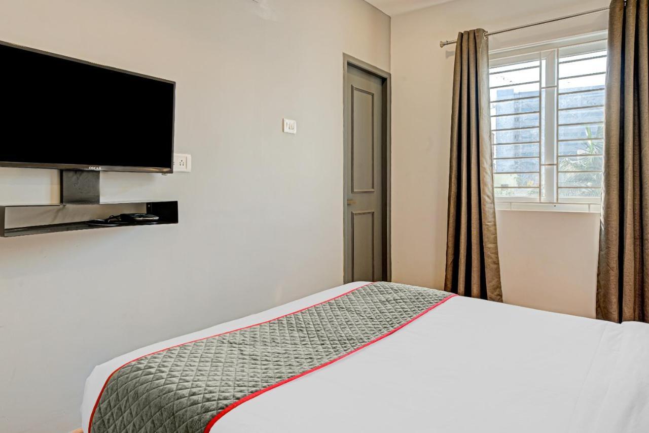 Oyo Townhouse 74871 Thoraipakkam Hotel Chennai Eksteriør billede